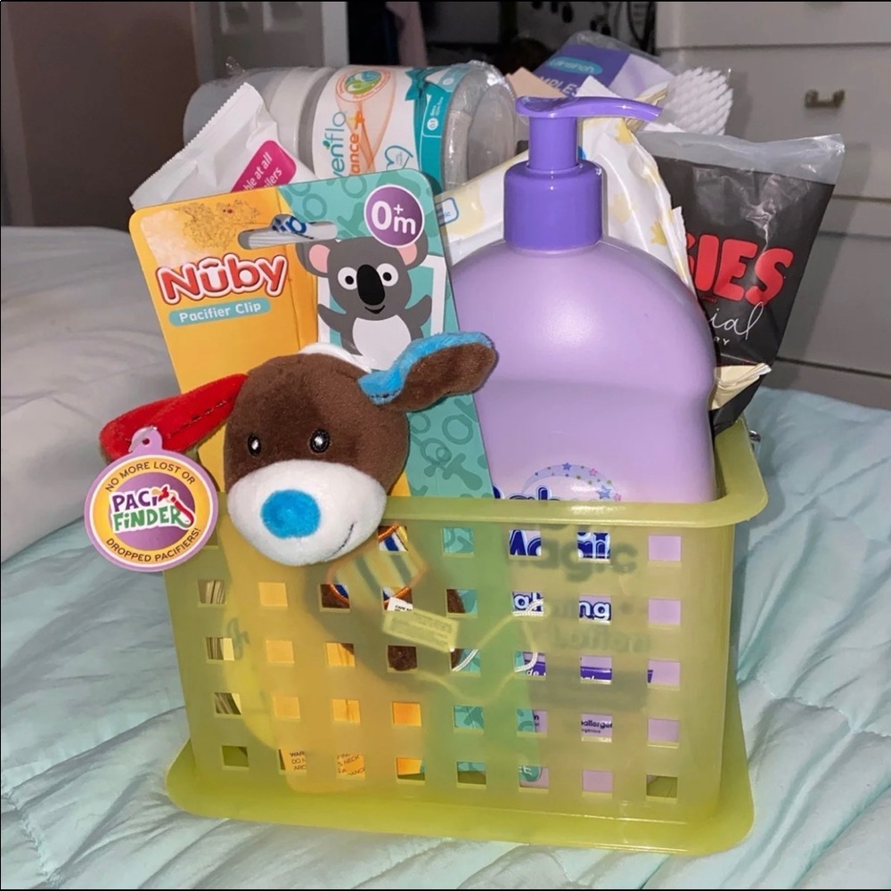 Baby shower basket